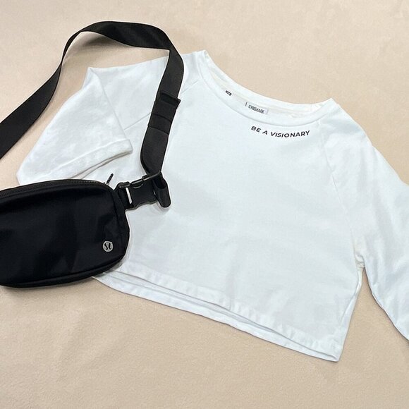 Gymshark Tops - Gymshark "BE A VISIONARY" White Fleece Graphic Print Corp Top